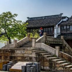 杀人犯死后葬在侄子家地头吗?平台 | 最新热门话题 | 私享社交精彩
